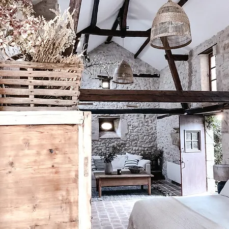 Domaine De Pragelier,la Boulangerie * Tourtoirac