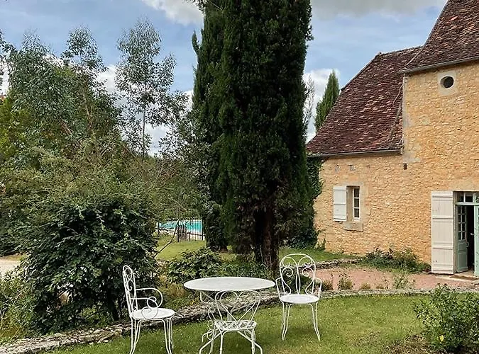 Domaine De Pragelier,la Boulangerie Alojamento de Acomodação e Pequeno-almoço Tourtoirac